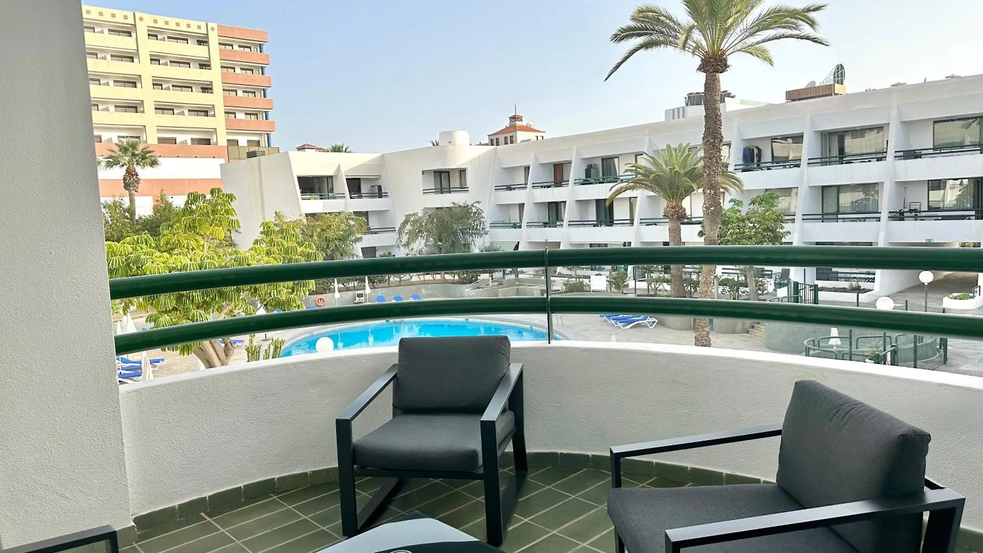 1The Best Location - Las Americas & Parking Apartment Playa de las Americas